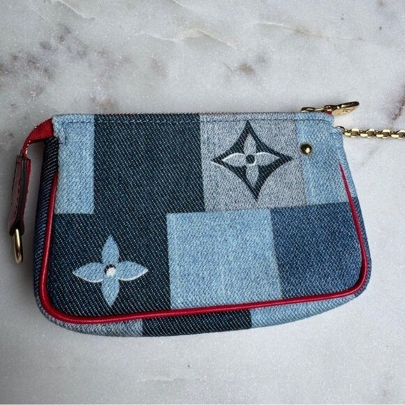 Louis Vuitton Monogram Denim Micro Pochette Accessoires - Picture 4 of 12